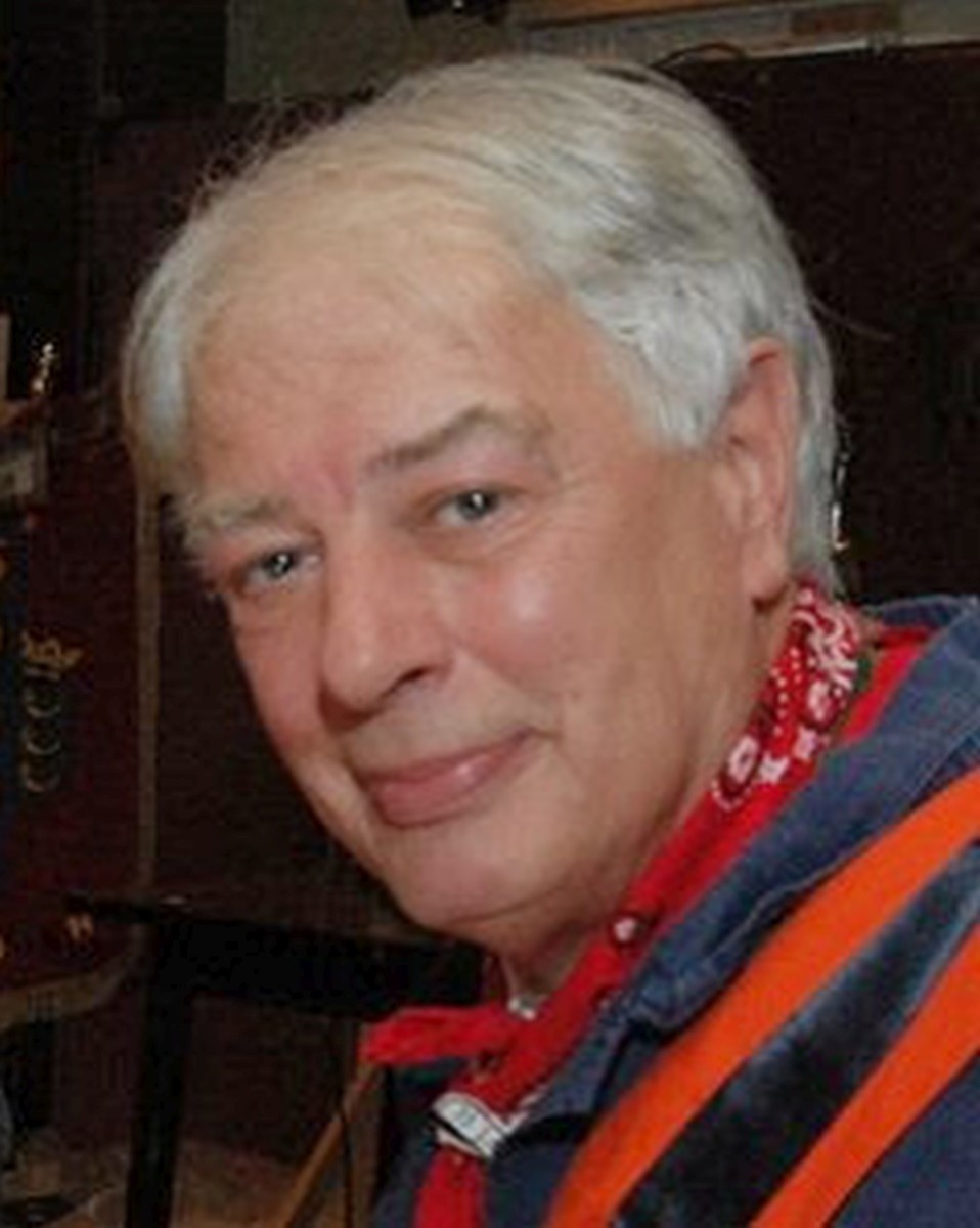 Ere lid Alphons Dassen
